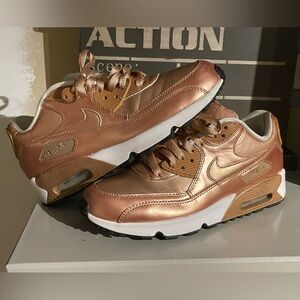 Nike Air Max 90 SE Sneakers Metallic Bronze Shoe Size 7Y